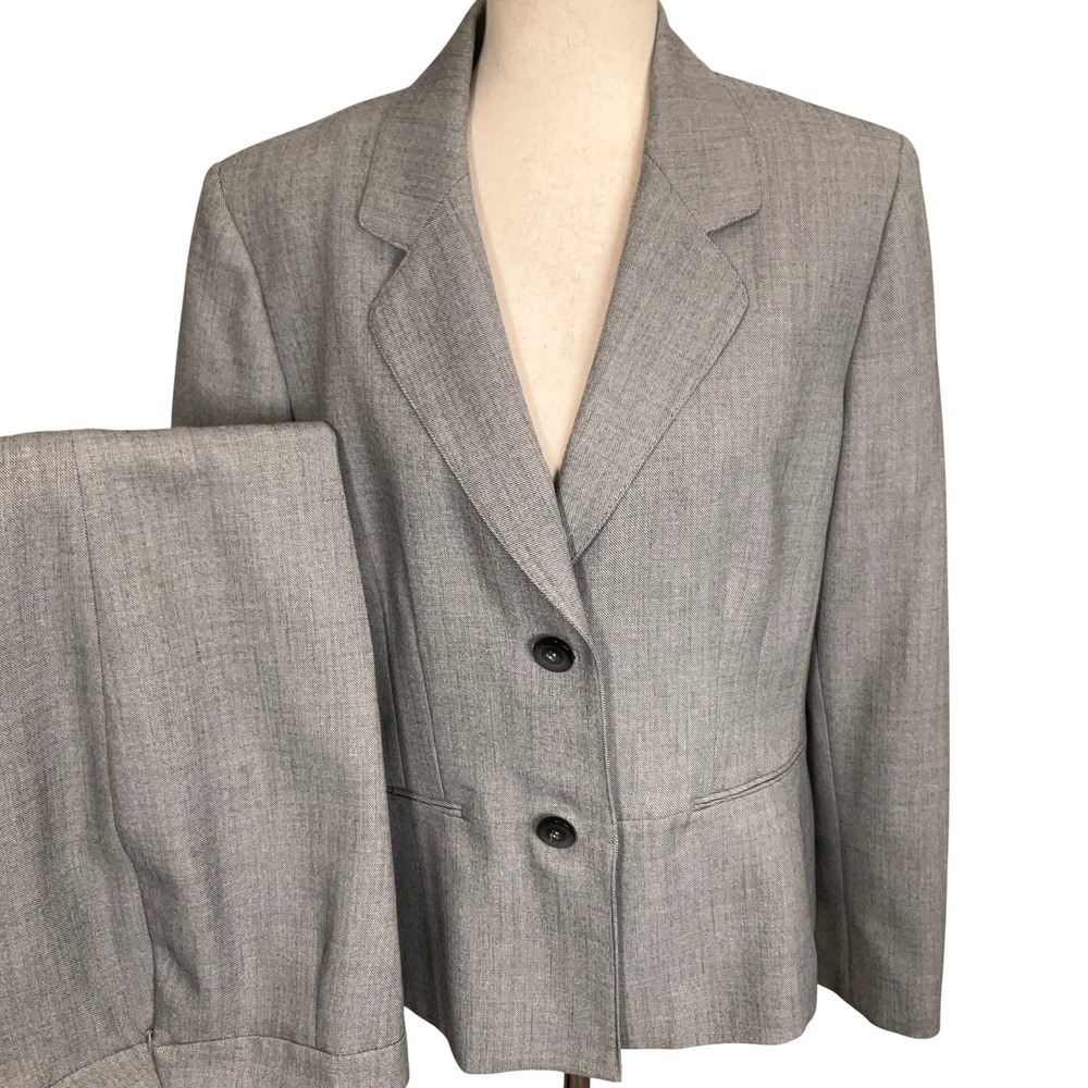 Le Suit Pant Suit Women 14 Gray 2-Button Corporate Neutral Minimalist Modest